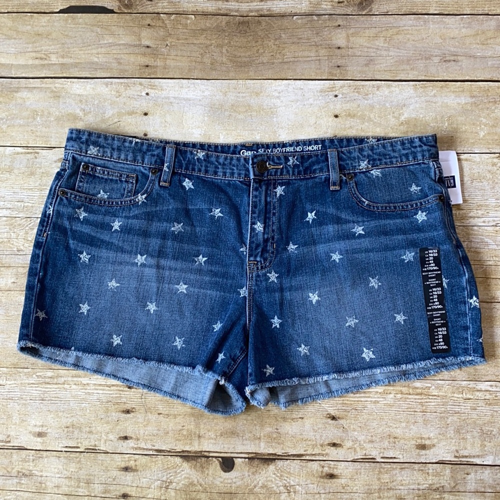 NWT Gap Star Sexy Boyfriend Short Size 16/33